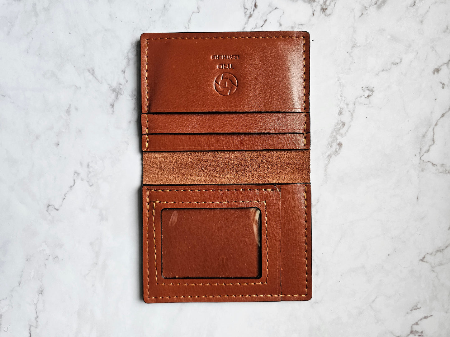 ID Wallet (Tan)
