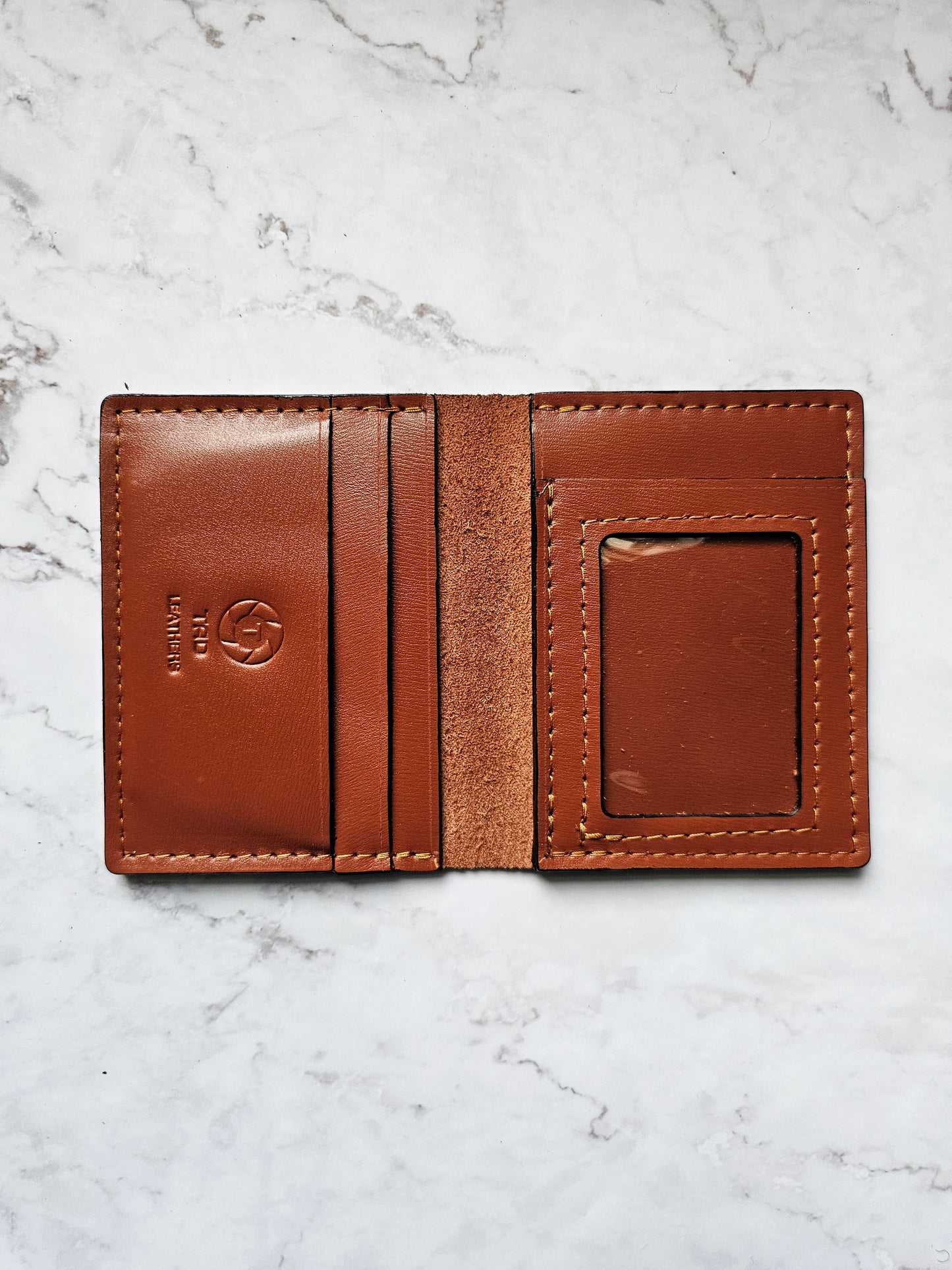 ID Wallet (Tan)