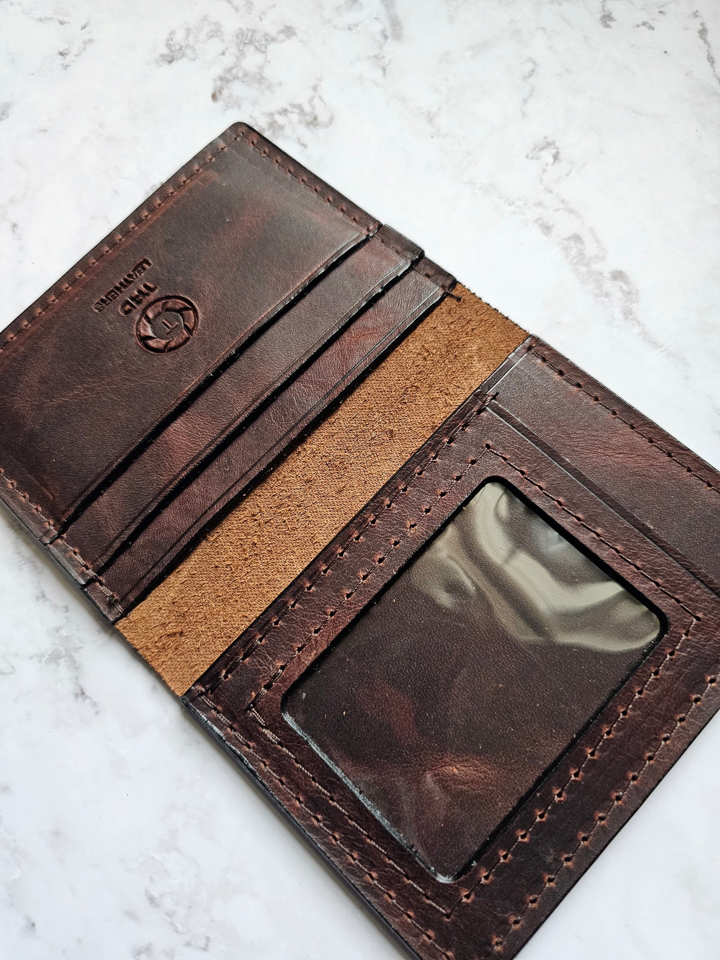 ID Wallet (Volcano Brown)