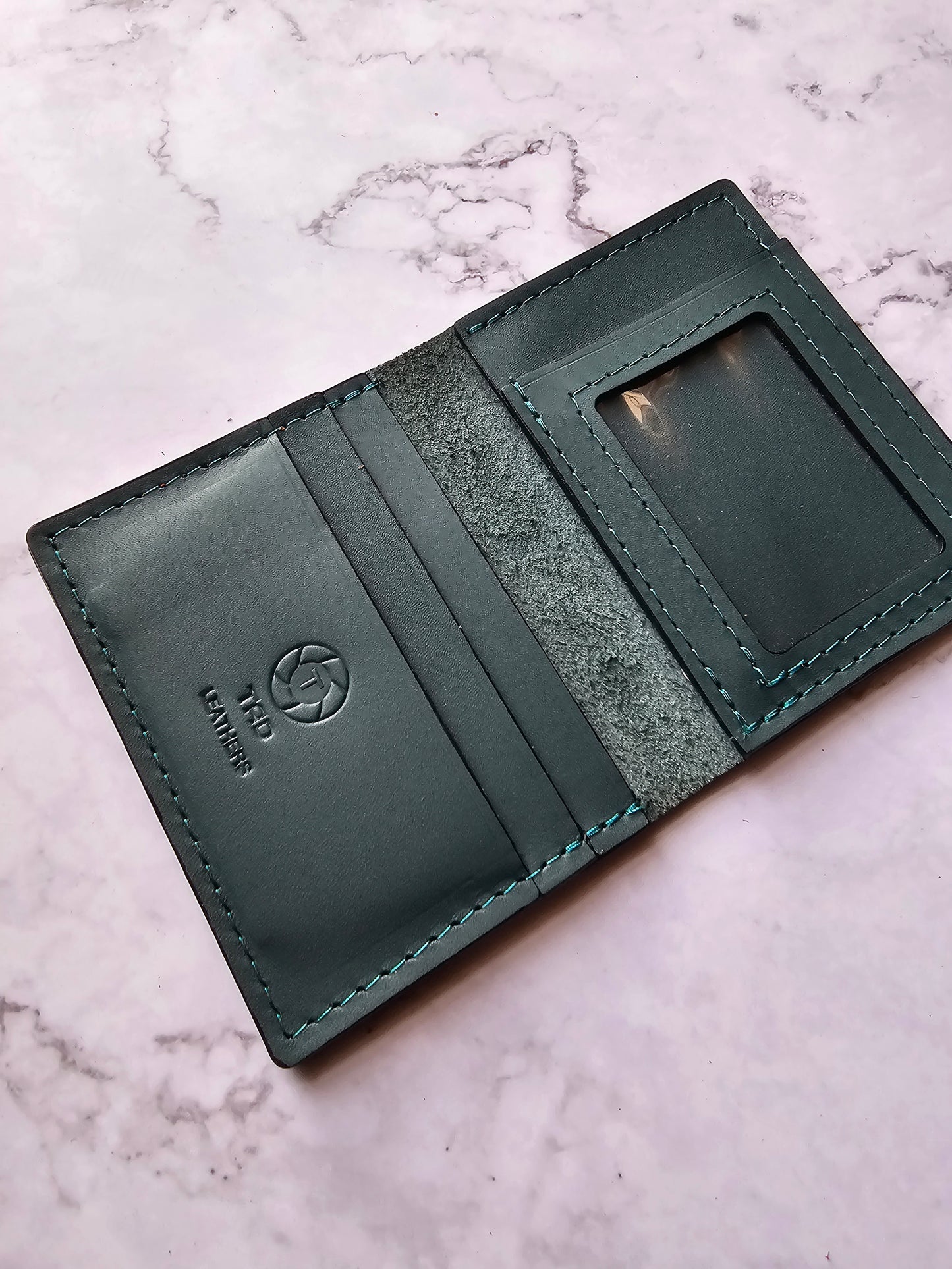 ID Wallet (Dark Green)