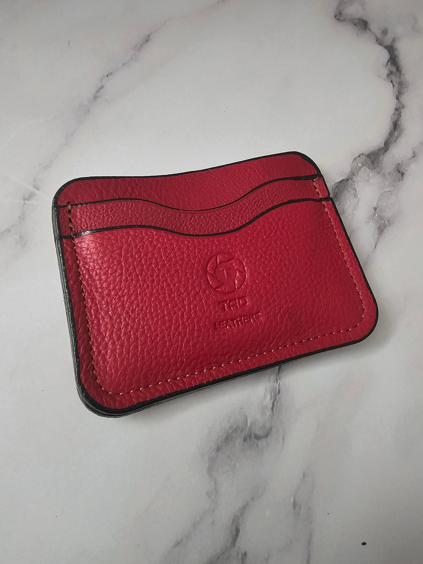 Leather Slim Wallet - Classic Minimalist Design
