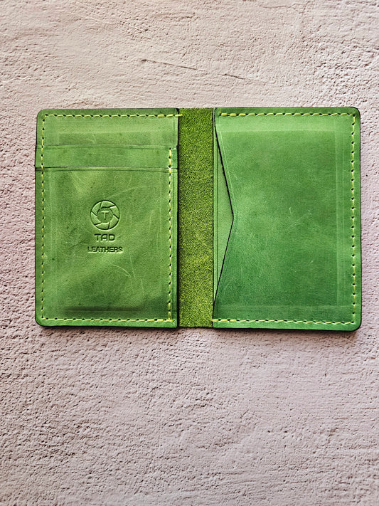 Minimalist Wallet (Vibrant Green)