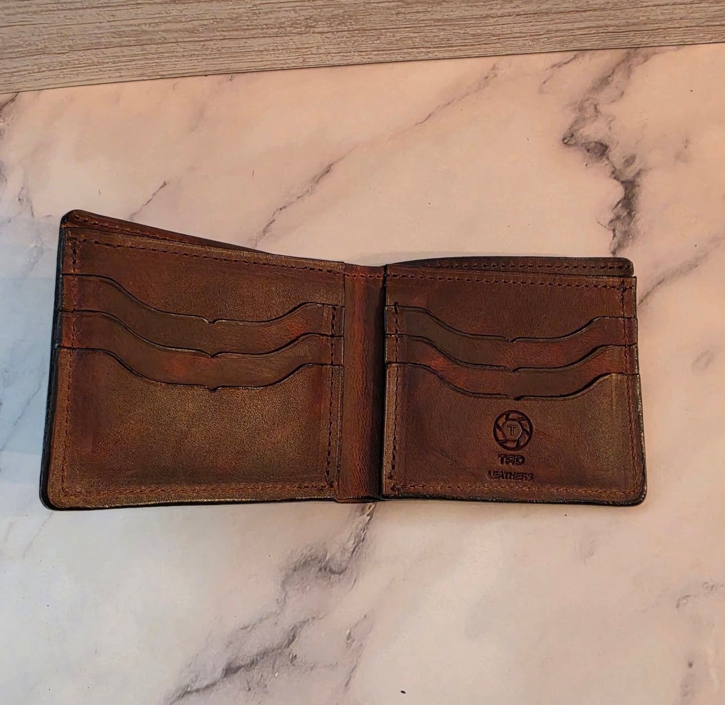 Leather Bifold Wallet-Brown