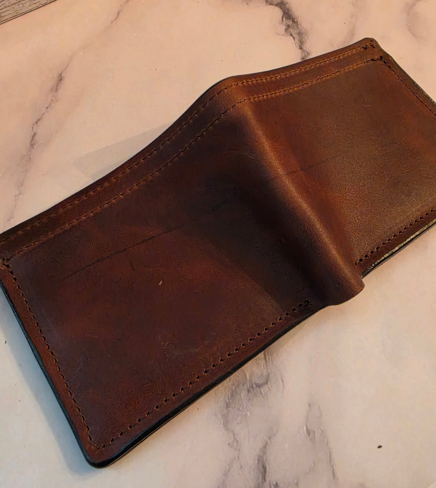 Leather Bifold Wallet-Brown