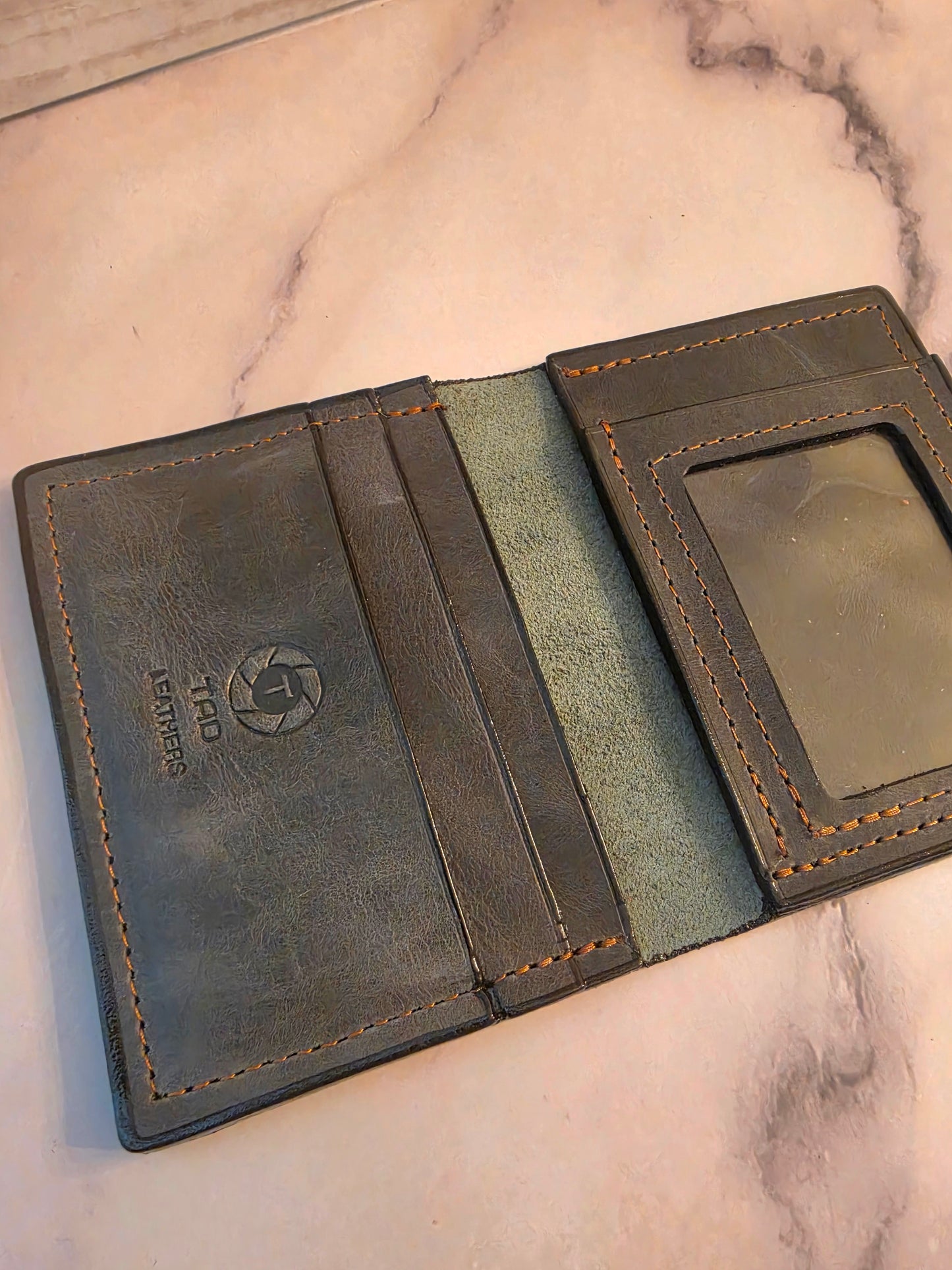 ID Wallet-Green Charcoal