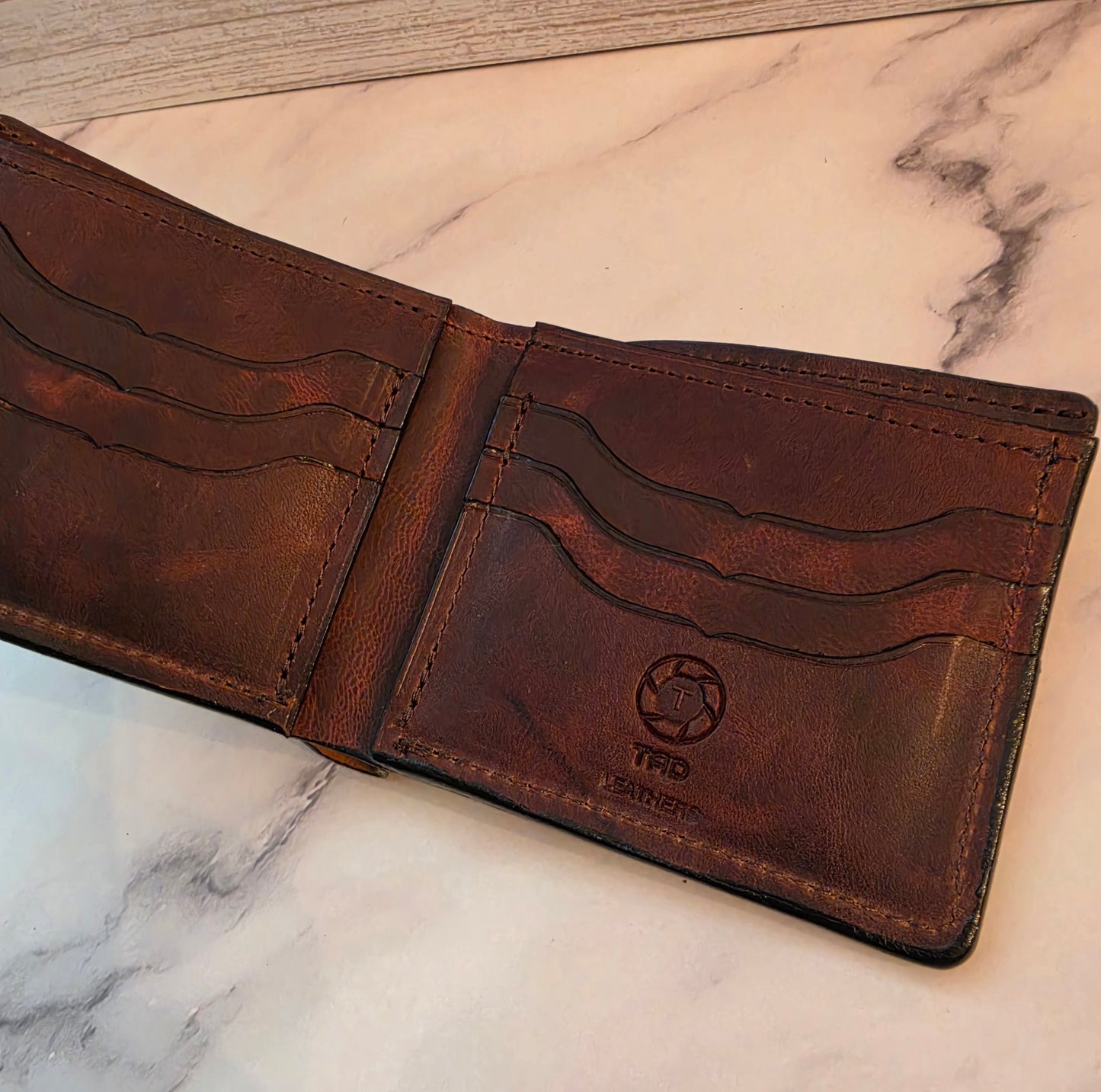 Leather Bifold Wallet-Brown