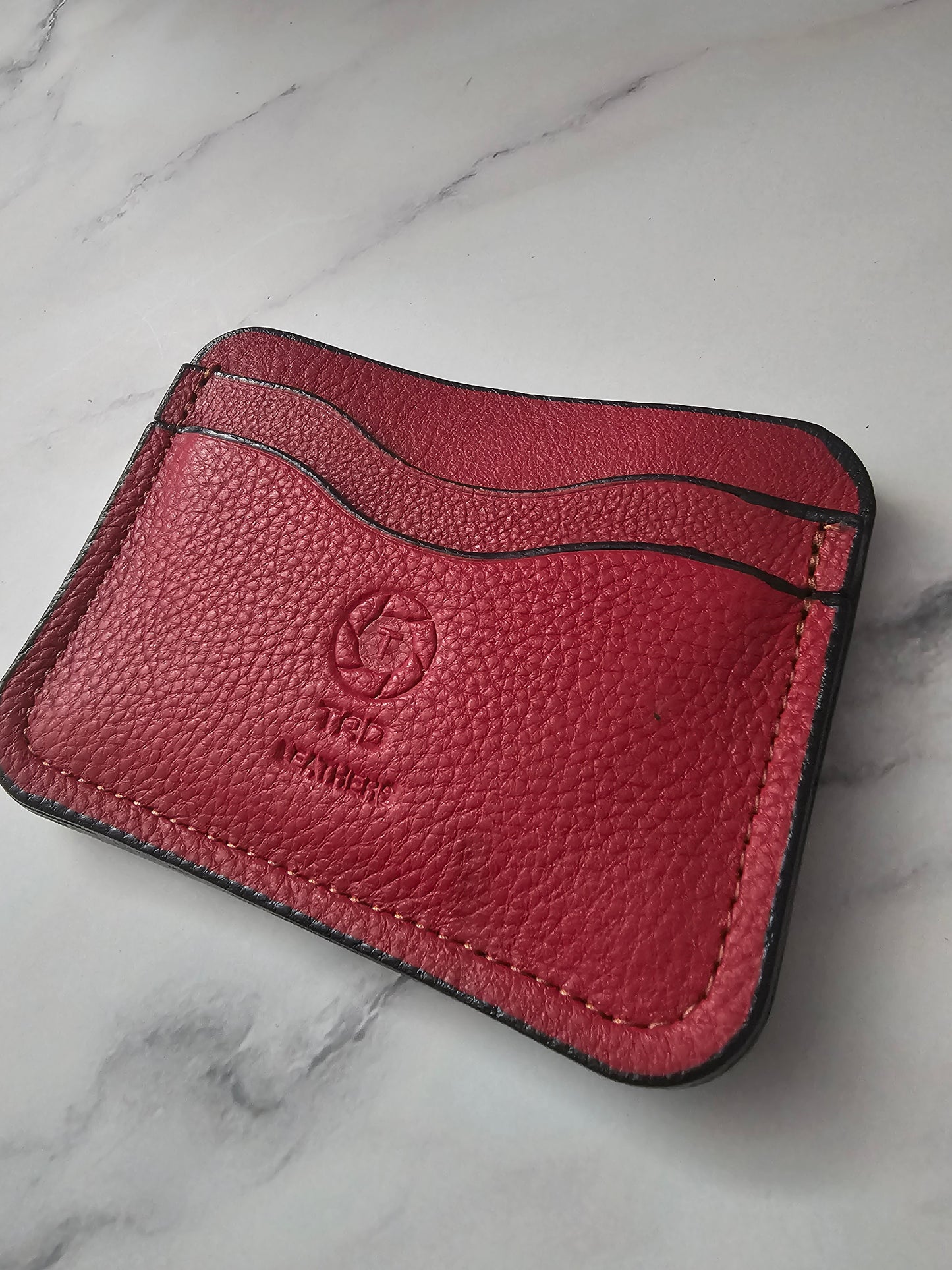 Leather Slim Wallet - Classic Minimalist Design