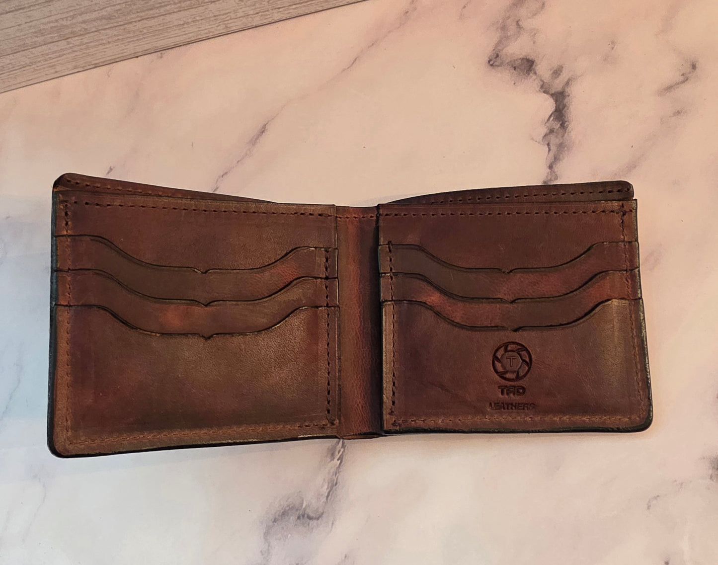 Leather Bifold Wallet-Brown