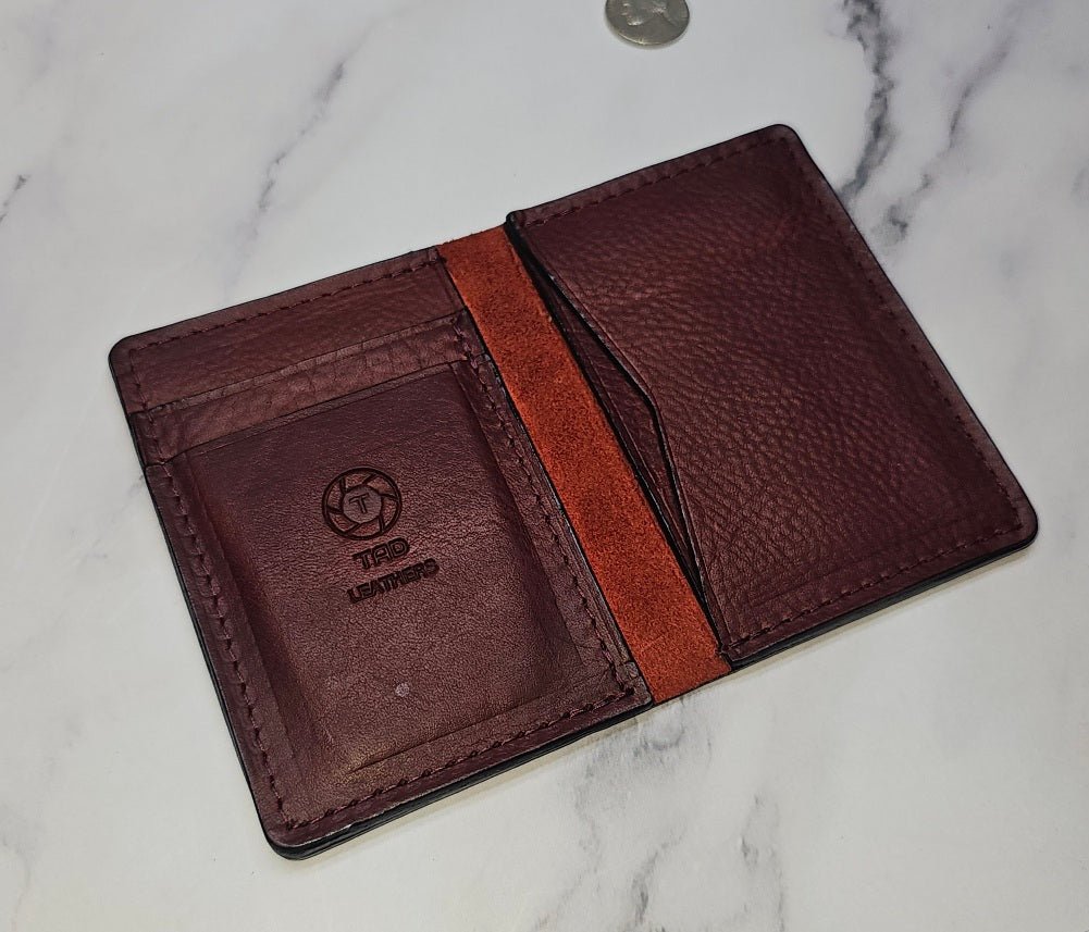 Burgundy Minimalist Wallet: Sleek & Stylish - Tad LeathersBest leather walletTad Leathers