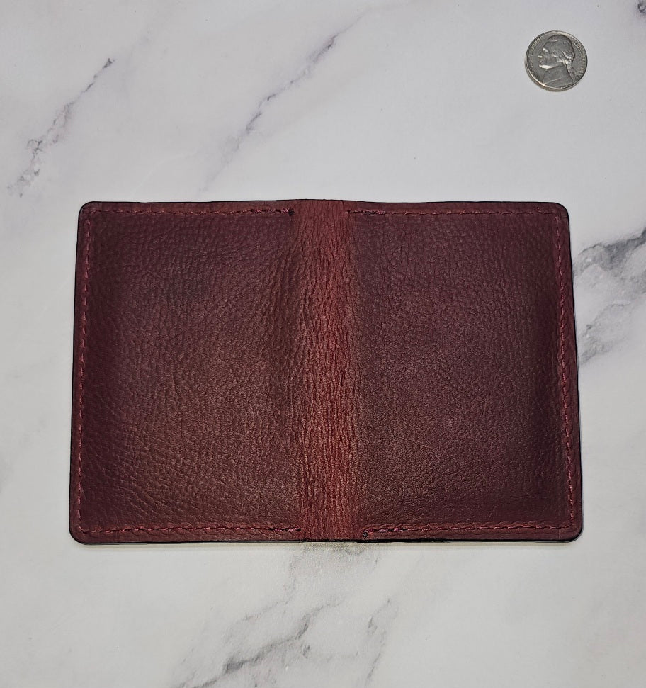 Burgundy Minimalist Wallet: Sleek & Stylish - Tad LeathersBest leather walletTad Leathers